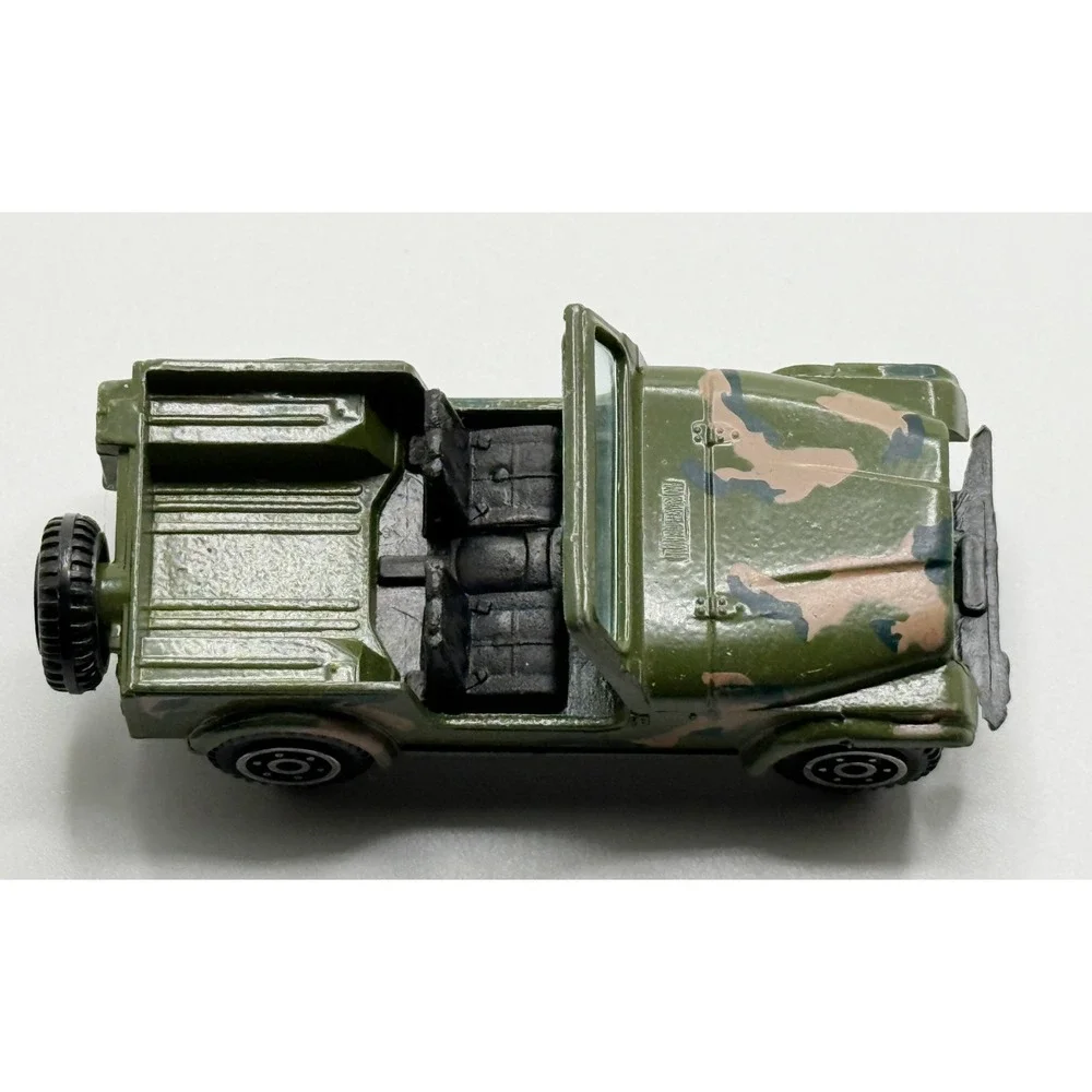 Yatming #1608 Green Camouflage Jeep CJ-7 1/64‎ Diecast/Plastic Military Vintage